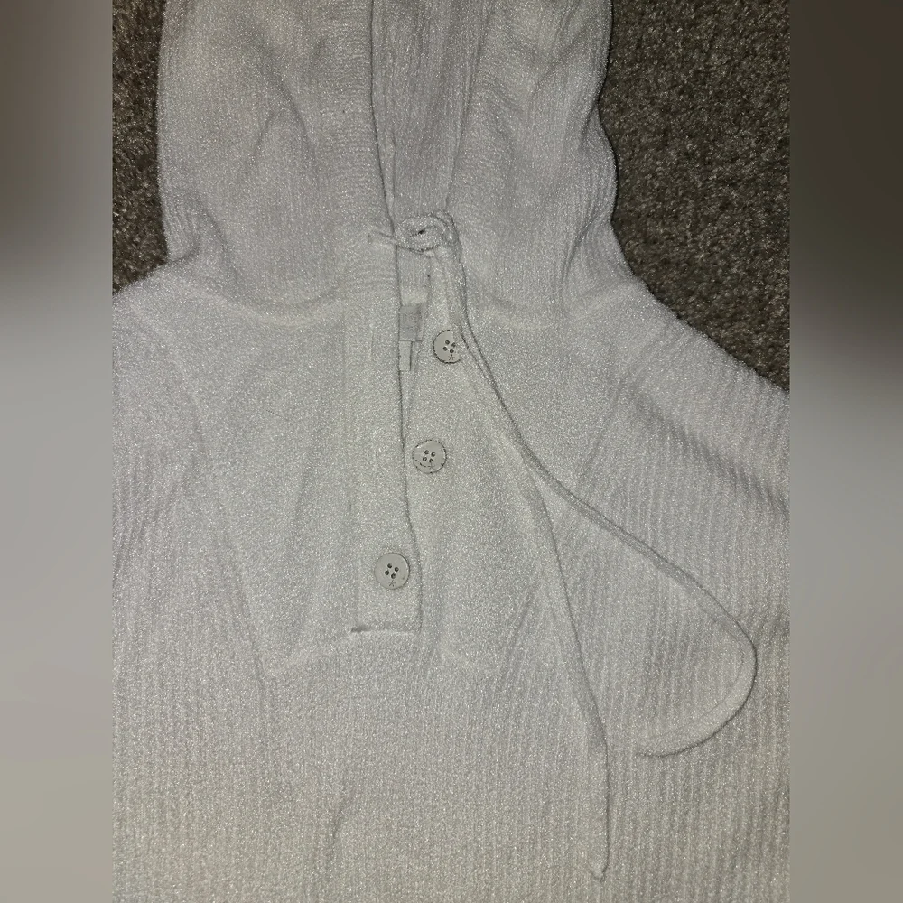 Barefoot Dreams CozyChic Lite Ribbed Hooded White Sweater Size Medium - Picture 3 of 5